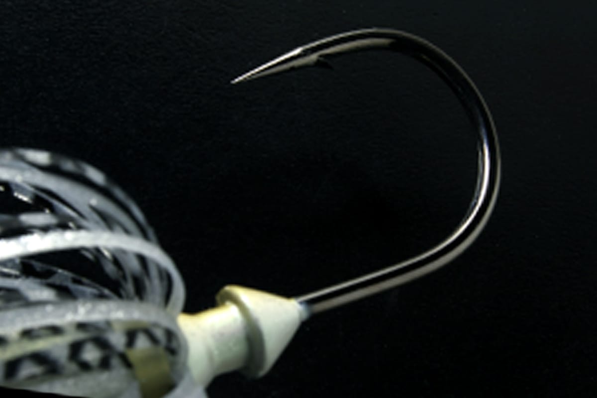 HUGE SPINNERBAIT_headdesign